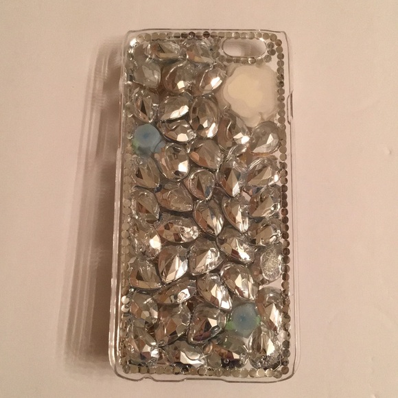 Cinderella inspired 3-D blinged our iPhone 6 case - Picture 4 of 7